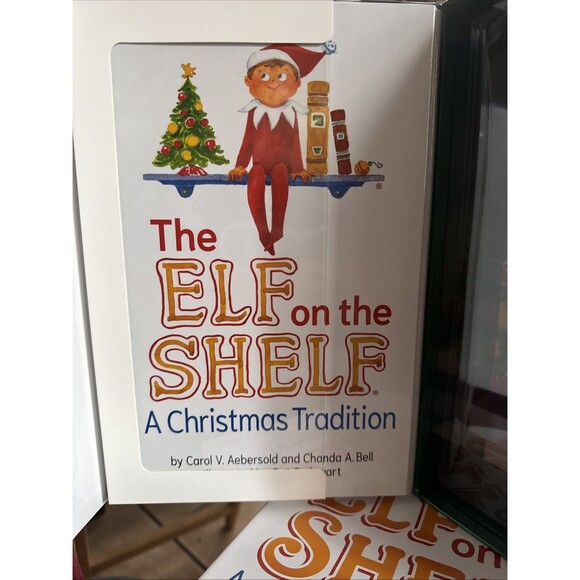 The Elf On The Shelf Boy New in Box with Brown Eyes, Book - Picture 3 of 11